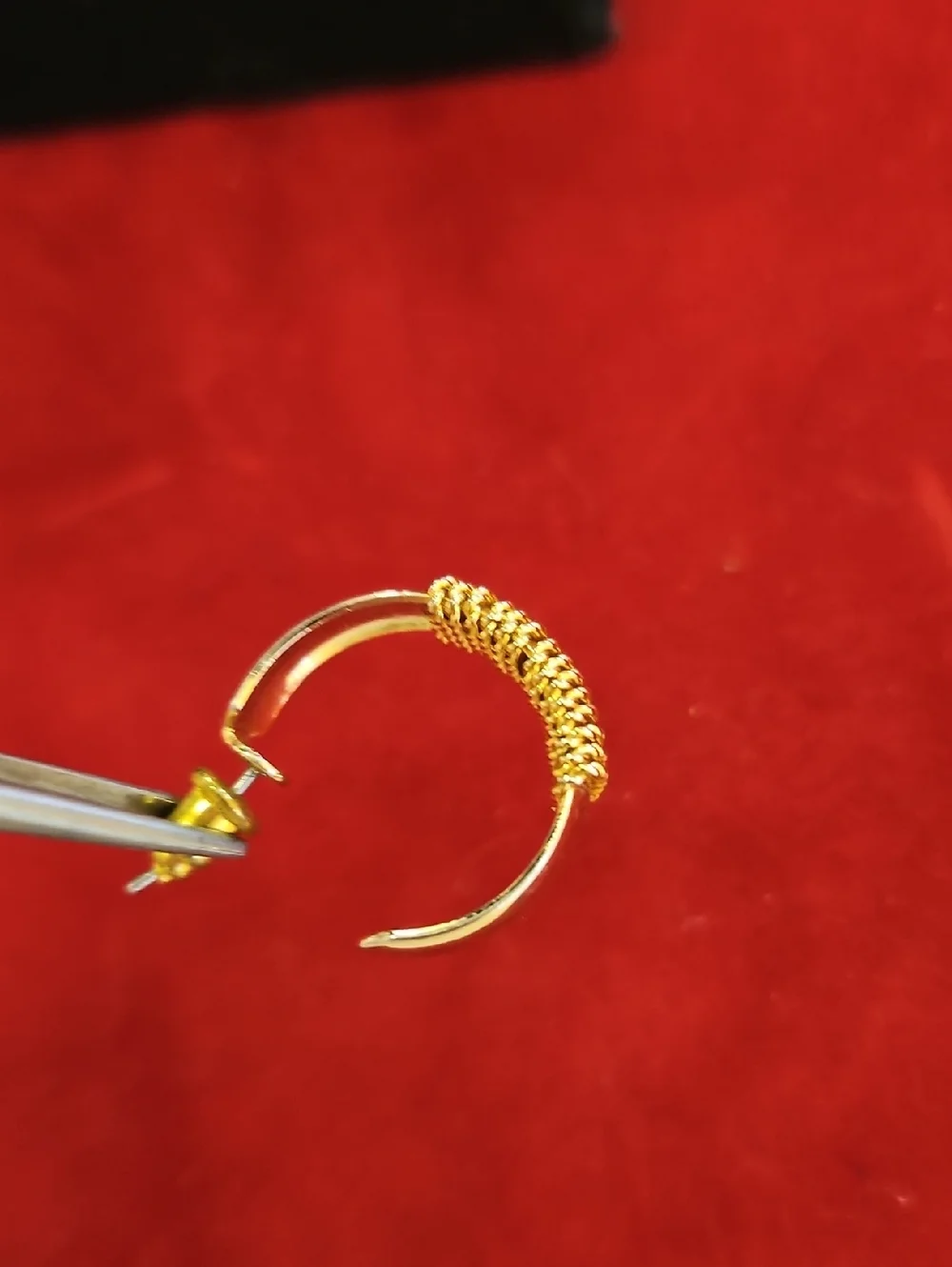 Gold Tone Post Hoop Earrings Costume Jewelry Chain Wrapped